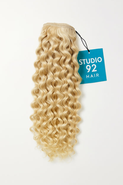 613 Icelandic Deep Wave Classic Clip- Ins (Natural Blonde)